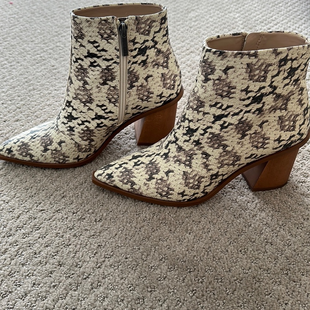1 State Nordstrom snake skin boots